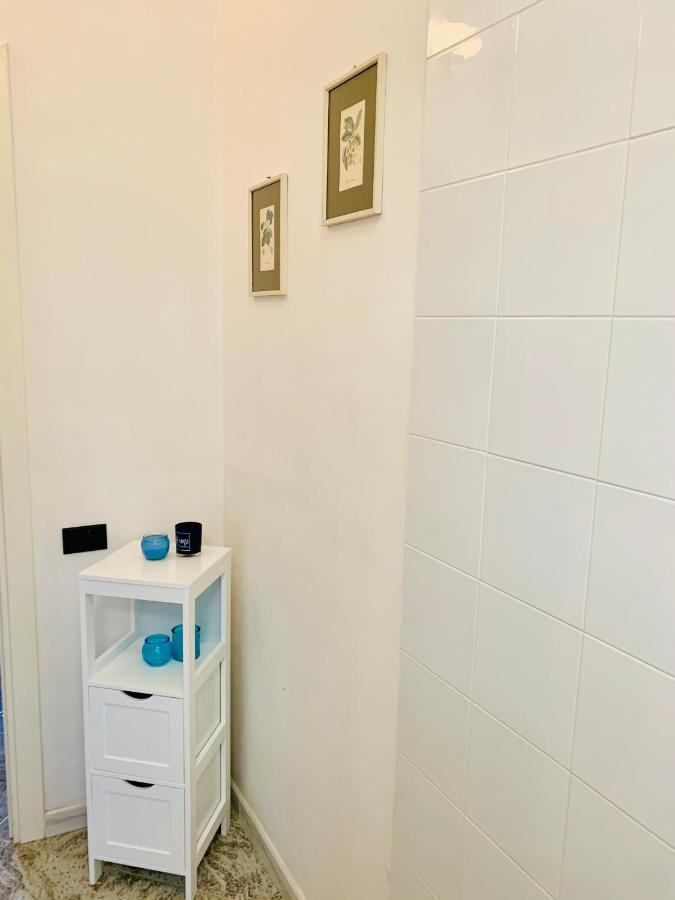 Via Solaro, Appartamento In Pieno Centro Formia Exterior foto